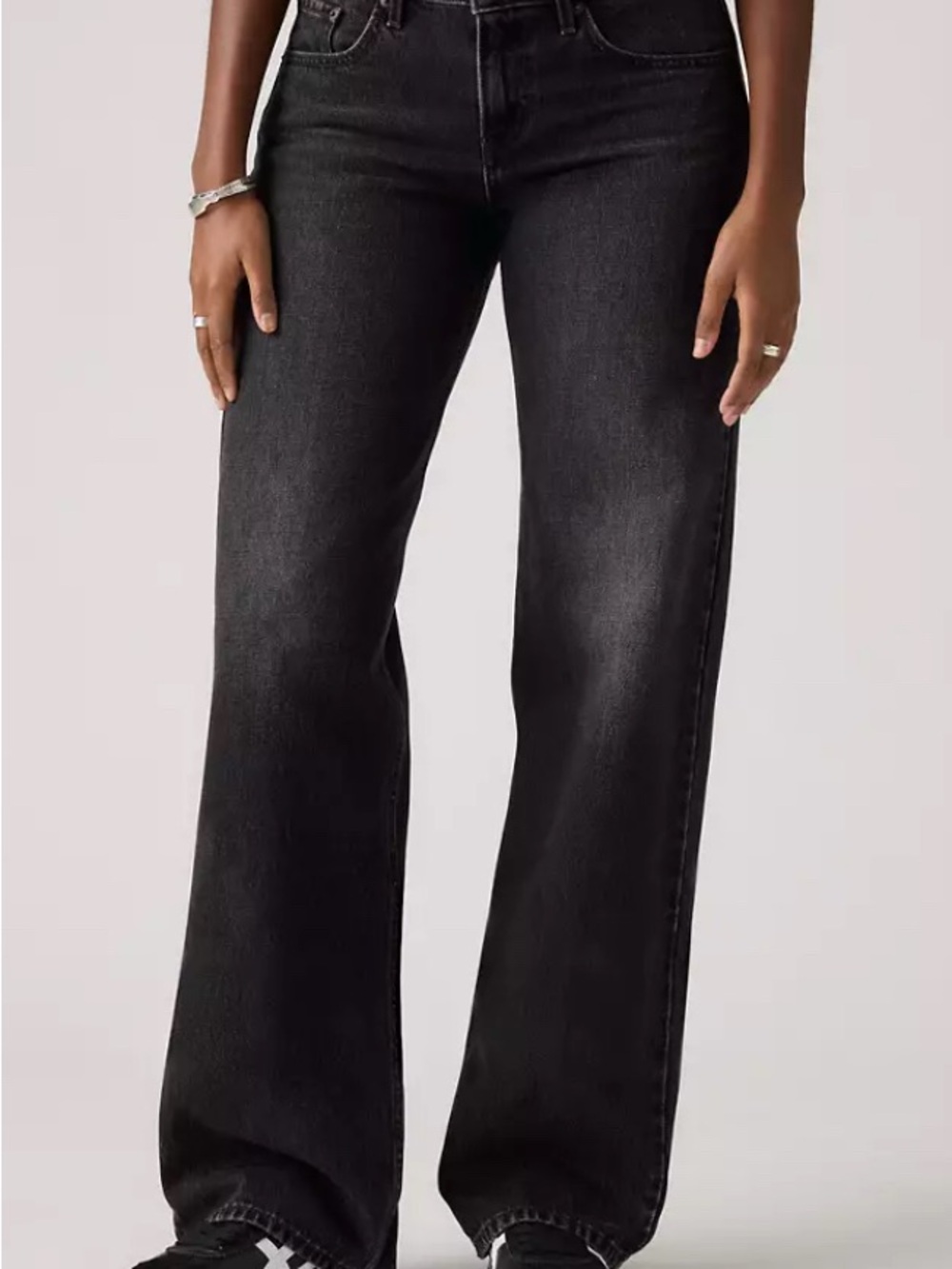 Levi's Women's “Low Loose” Black Denim Jeans (W25 L32)